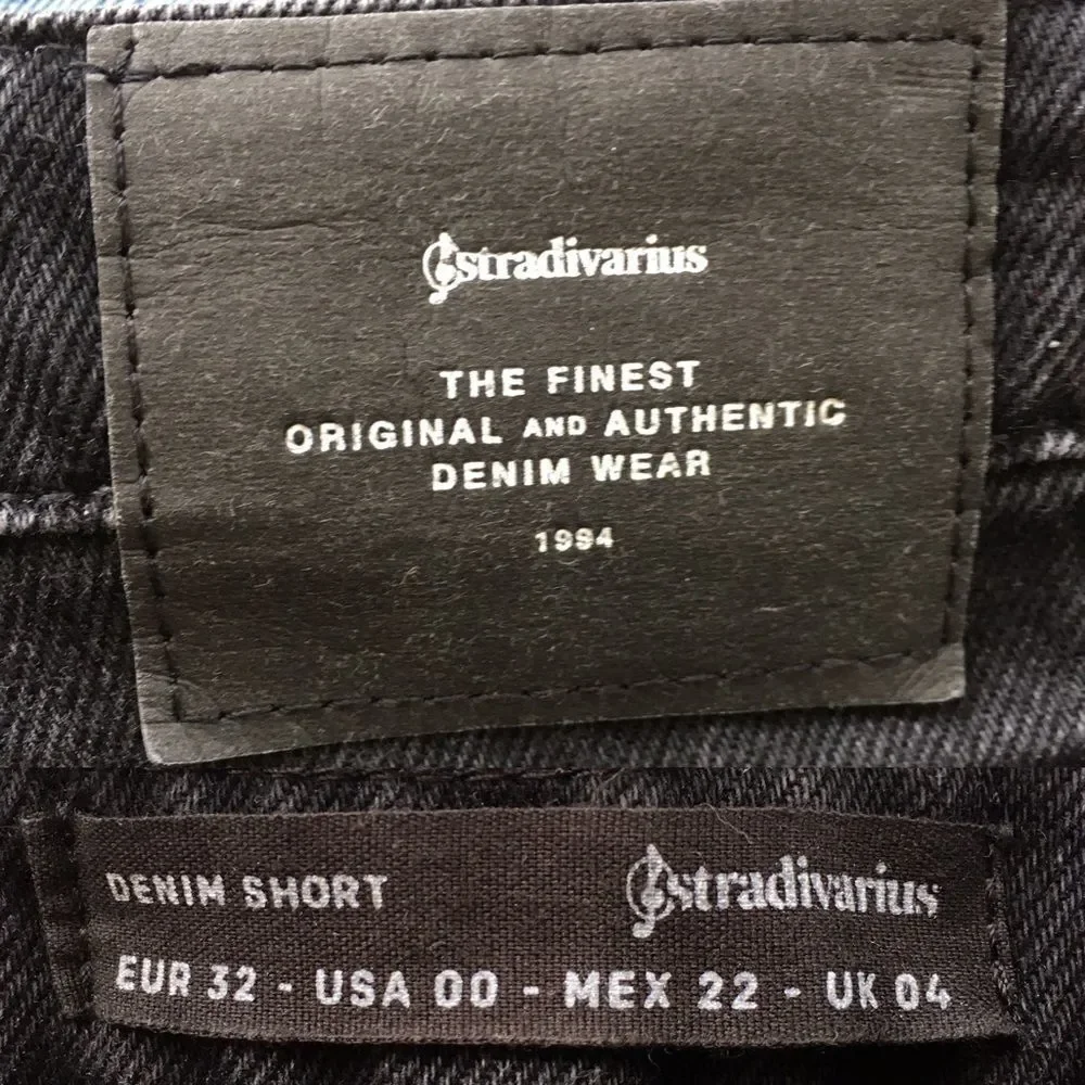 STRADIVARIUS High Waisted Denim Jean Shorts Cuff Black 24